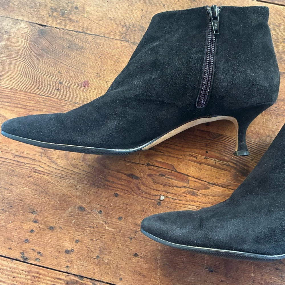 Manolo Blahnik Black Suede Ankle Booties